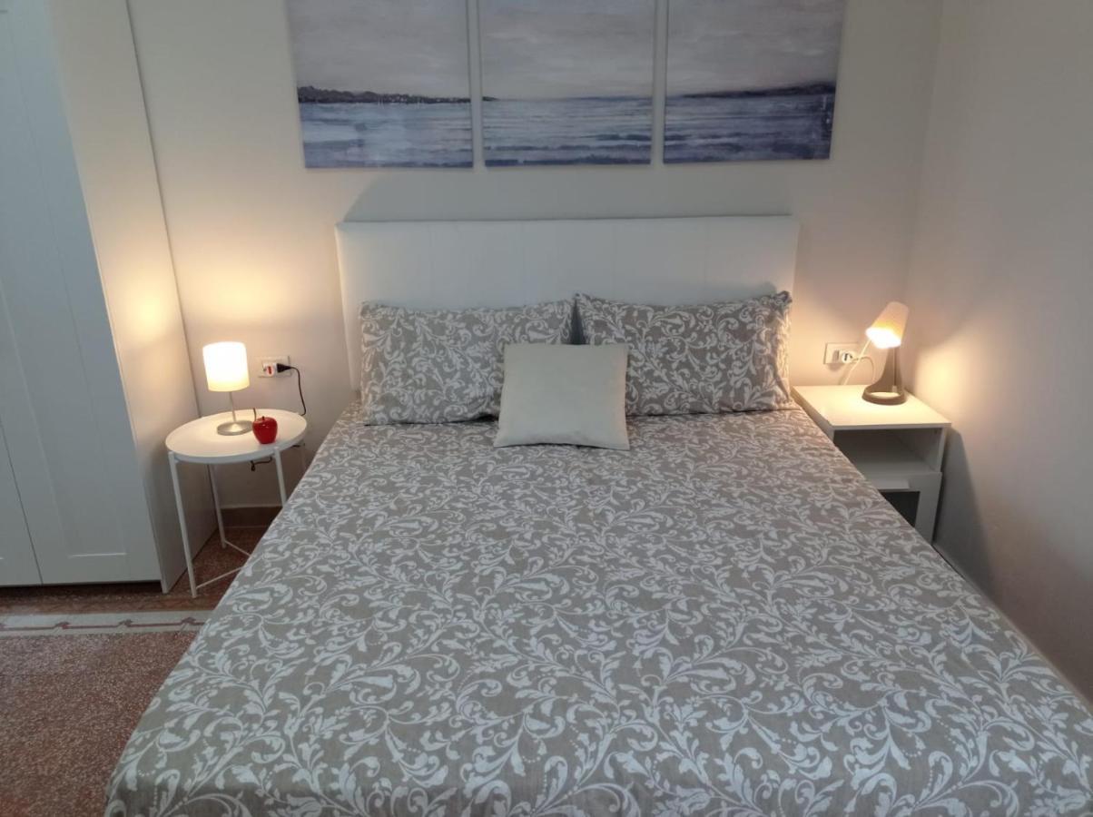 Bari Guest House Luaran gambar